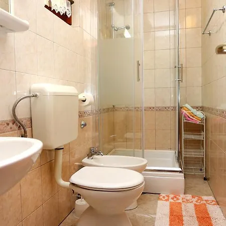 Pisak 2743a * Gornji Dolac