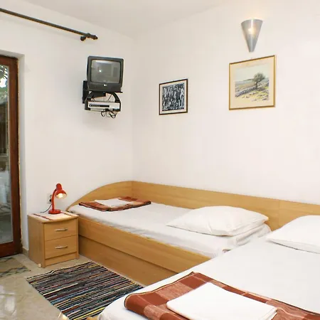 Pisak 2743a Apartamento Gornji Dolac